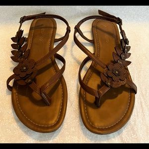Cute Andiamo Summer Sandals